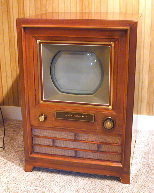 RCA CT-100 Color TV | Sound & Vision